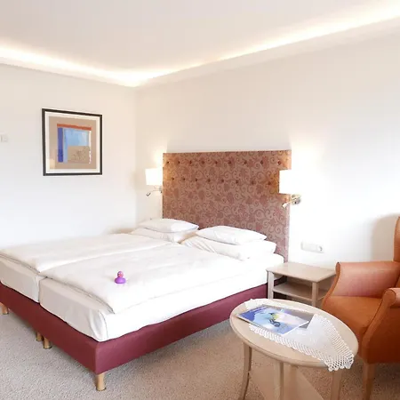 Alpin- Sporthotel, Summercard Included - September Отель