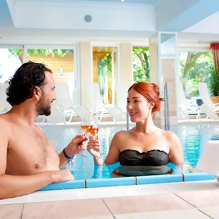 Hotel Alpin- Sporthotel, Summercard Included - September Zell am See