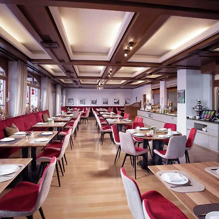 Готель Alpin- Sporthotel, Summercard Included - September
