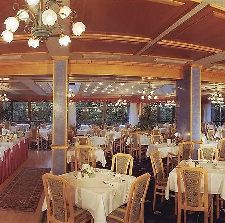 Hotel Alpin- Sporthotel, Summercard Included - September 4*