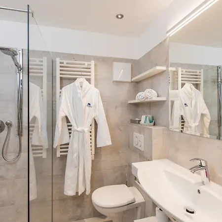 Hotel Alpin- Sporthotel, Summercard Included - September