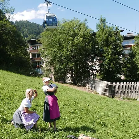 Szálloda Alpin- Sporthotel, Summercard Included - September Zell am See