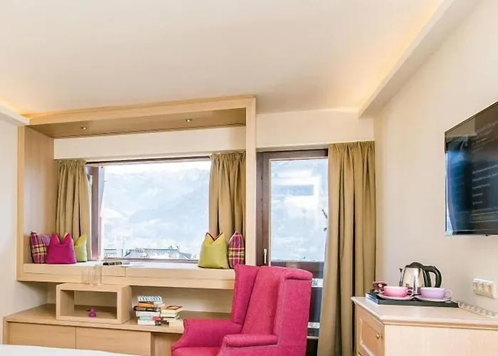 Alpin- Sporthotel, Summercard Included - September 4* Zell am See