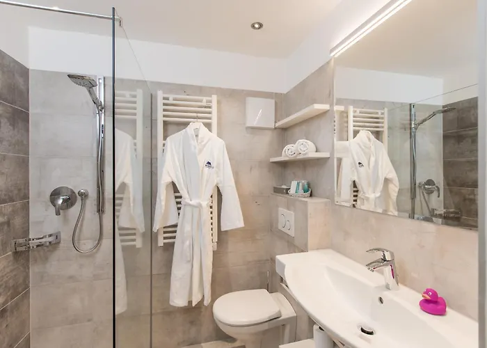 Hotel Alpin- Sporthotel, Summercard Included - September