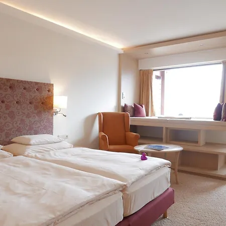 Alpin- Sporthotel, Summercard Included - September ホテル ツェル アム ゼー