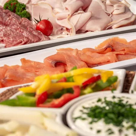 Alpin- Sporthotel, Summercard Included - September 酒店