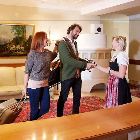 Alpin- Sporthotel, Summercard Included - September 酒店 4*