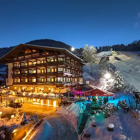 Alpin- Sporthotel, Summercard Included - September ホテル 4*