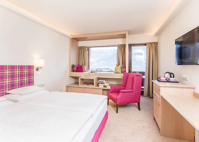 Alpin- Sporthotel, Summercard Included - September 호텔